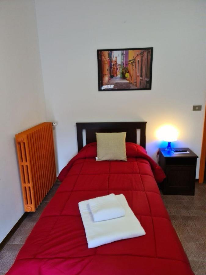 Villa Terzaghi Gorla Minore Kültér fotó