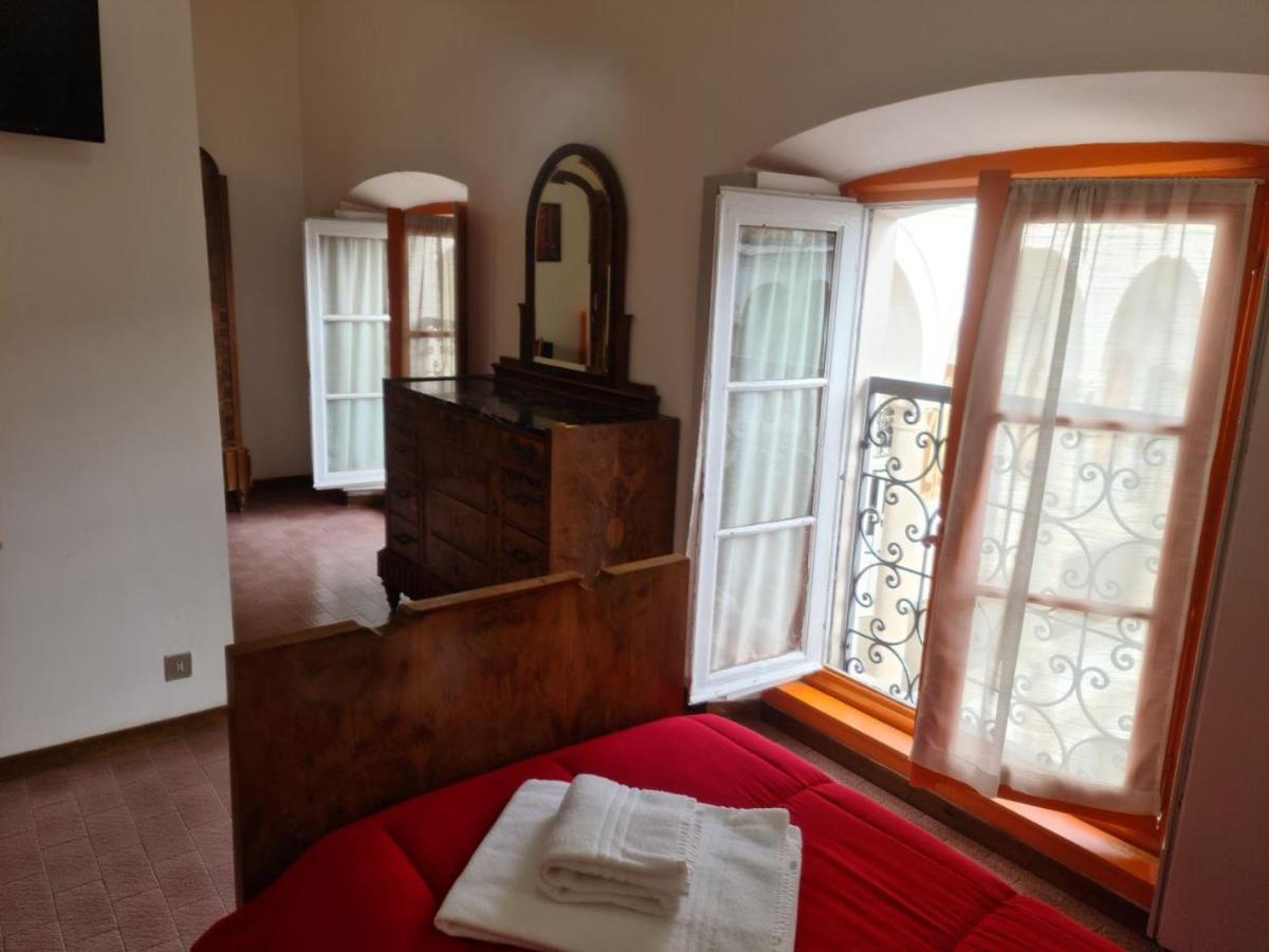 Villa Terzaghi Gorla Minore Kültér fotó