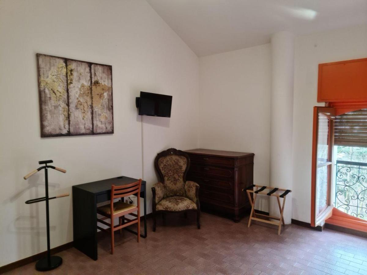 Villa Terzaghi Gorla Minore Kültér fotó