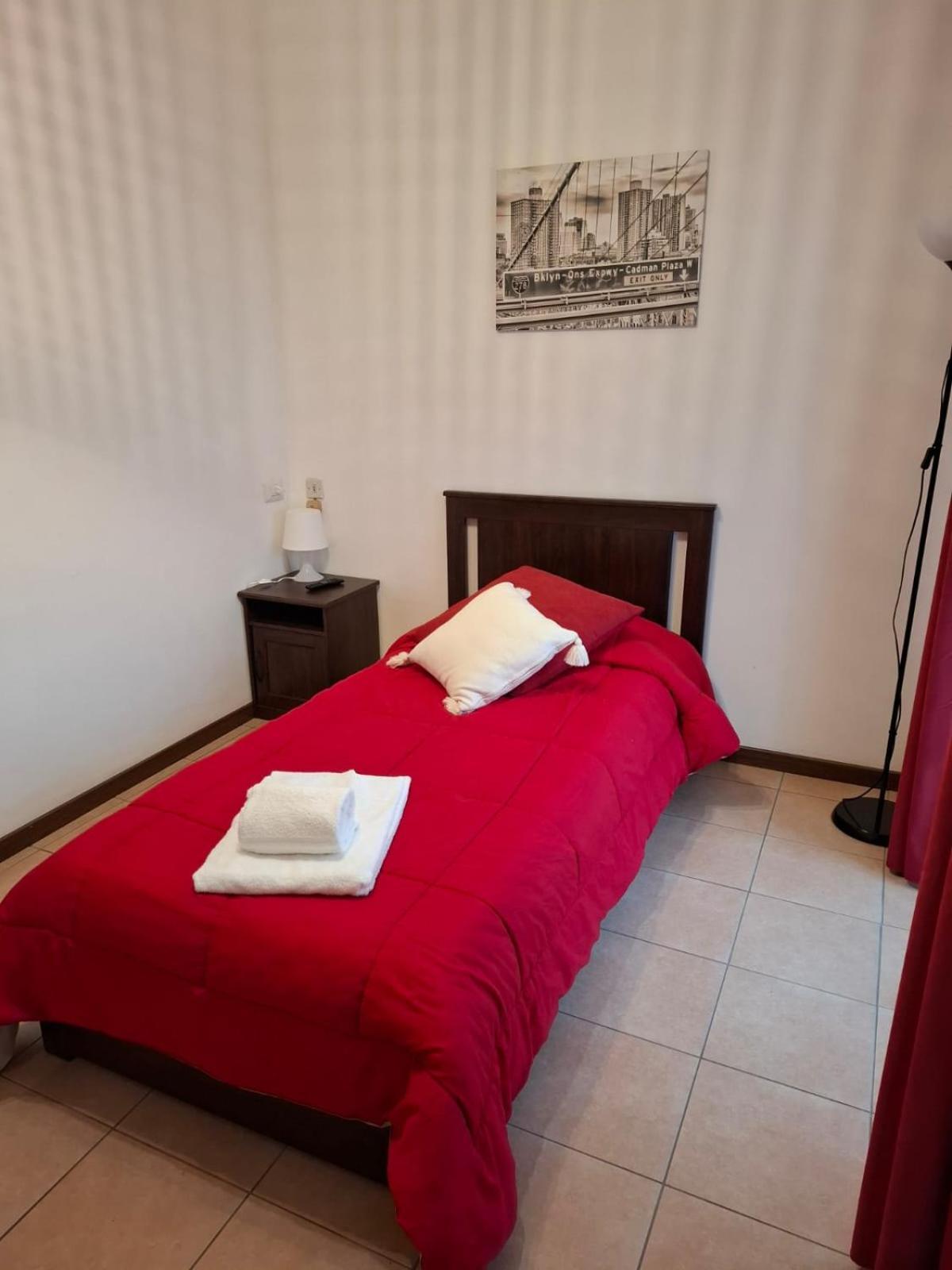 Villa Terzaghi Gorla Minore Kültér fotó
